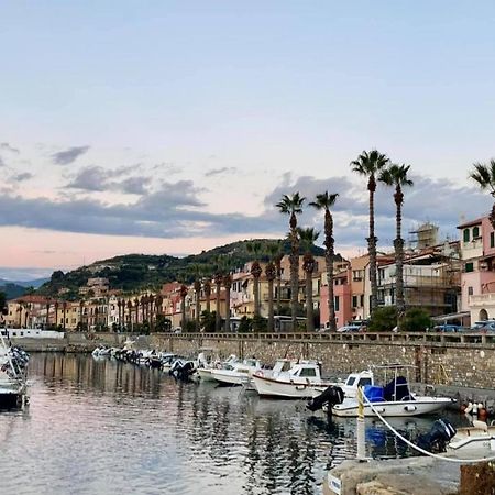 Ca' Du Capitan Lägenhet Riva Ligure Exteriör bild